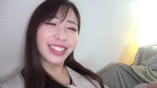 めちゃくちゃカワイイ！ぽってり唇、ちょっとハスキーな声もgood！誰もがうらやむ理想の彼女が登場です - FC2 Video - 199400