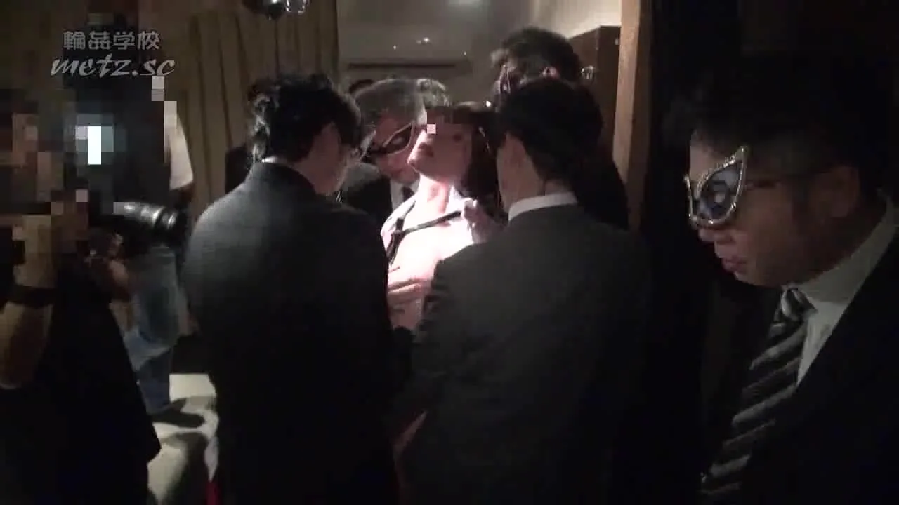 【乱交】Ｍ女にされちゃった彼女（絢桜さん） - FC2 Video - 201056