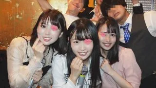 【卒業乱交】J大テニス＆スキーサークル追い出しコンパ二次会／S短大卒業生女子3名を潮まみれヤリ逃げ② - FC2 Video - 201916