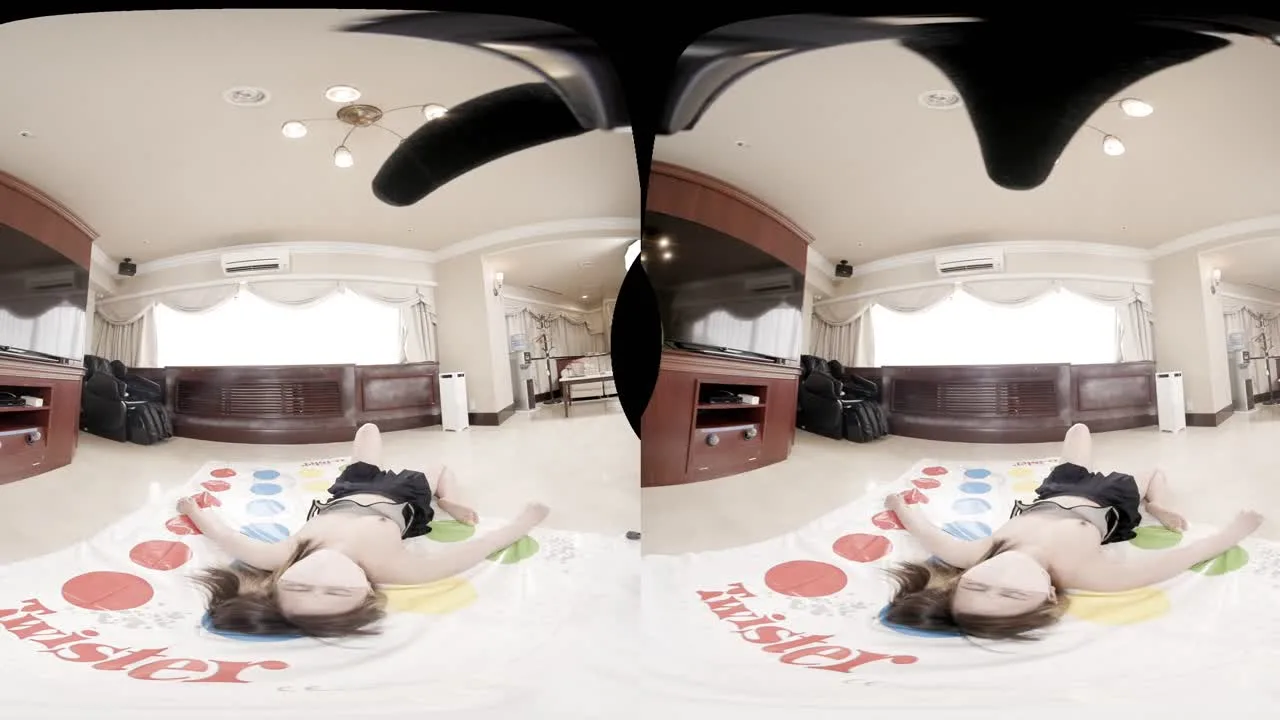 【180VR】いじわるツイスター　みく24歳　セーラー服＆体操服＆スケスケ体操服 - FC2 Video - 203288