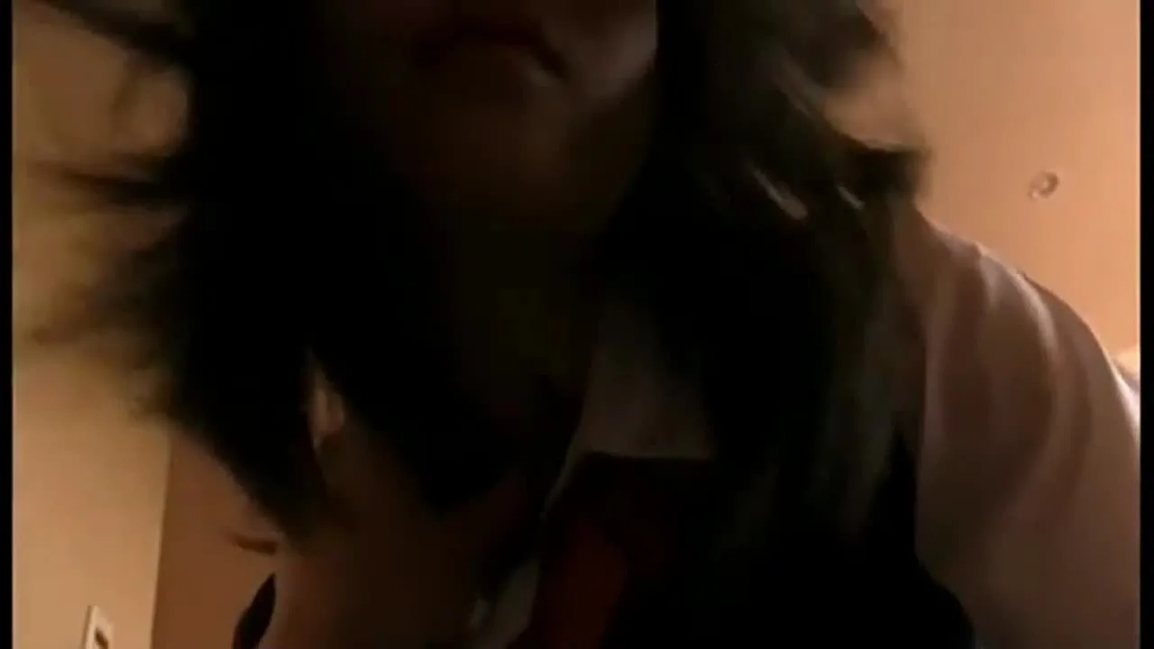 メガネ微乳生挿入 - FC2 Video - 203850