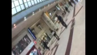 超スレンダーちっぱい若妻に生挿入2連発!!美脚に大量レーザー発射で食レポ有り!!癒し系ご奉仕妻 - FC2 Video - 205276