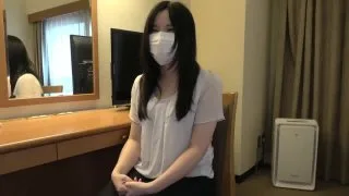 【無修正】あさみ27歳　肉厚・濃厚・超巨大陰唇のパイパン美人妻に大量中出し - FC2 Video - 208838