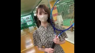 歯科医院受付の抜群のプロポーションときめ細かい美肌を兼ね揃えた癒しのスレンダー美女。 - FC2 Video - 209000