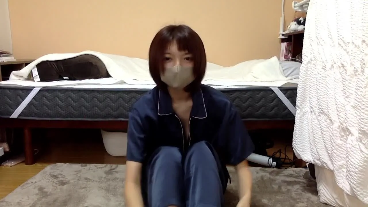 <生配信>ゆるえちストレッチ配信<有料でマスクと下着なし> 2023/10/08 - FC2 Video - 209084