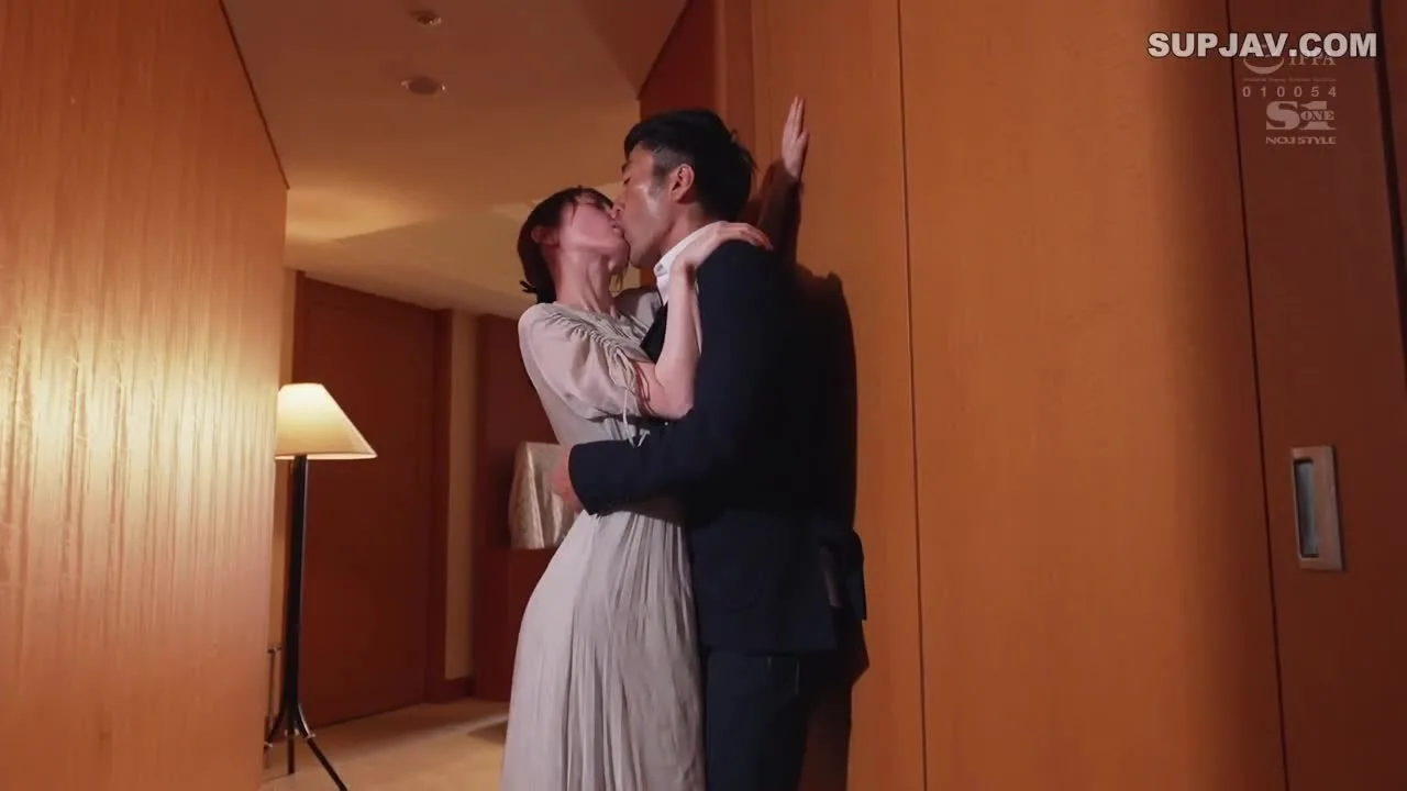 仁藤さや香と本物彼氏のハメ撮り**。【ﾀﾞｰｸｳｪﾌﾞ**版】 - FC2 Video - 211127