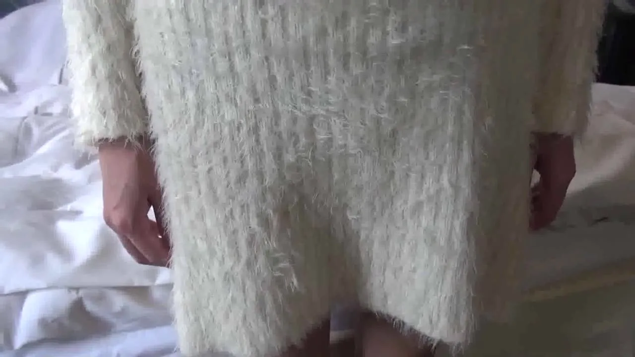 【無修正】さちこ37歳　敏感スレンダー美乳パイパン奥様に生ハメ大量発射 - FC2 Video - 212070