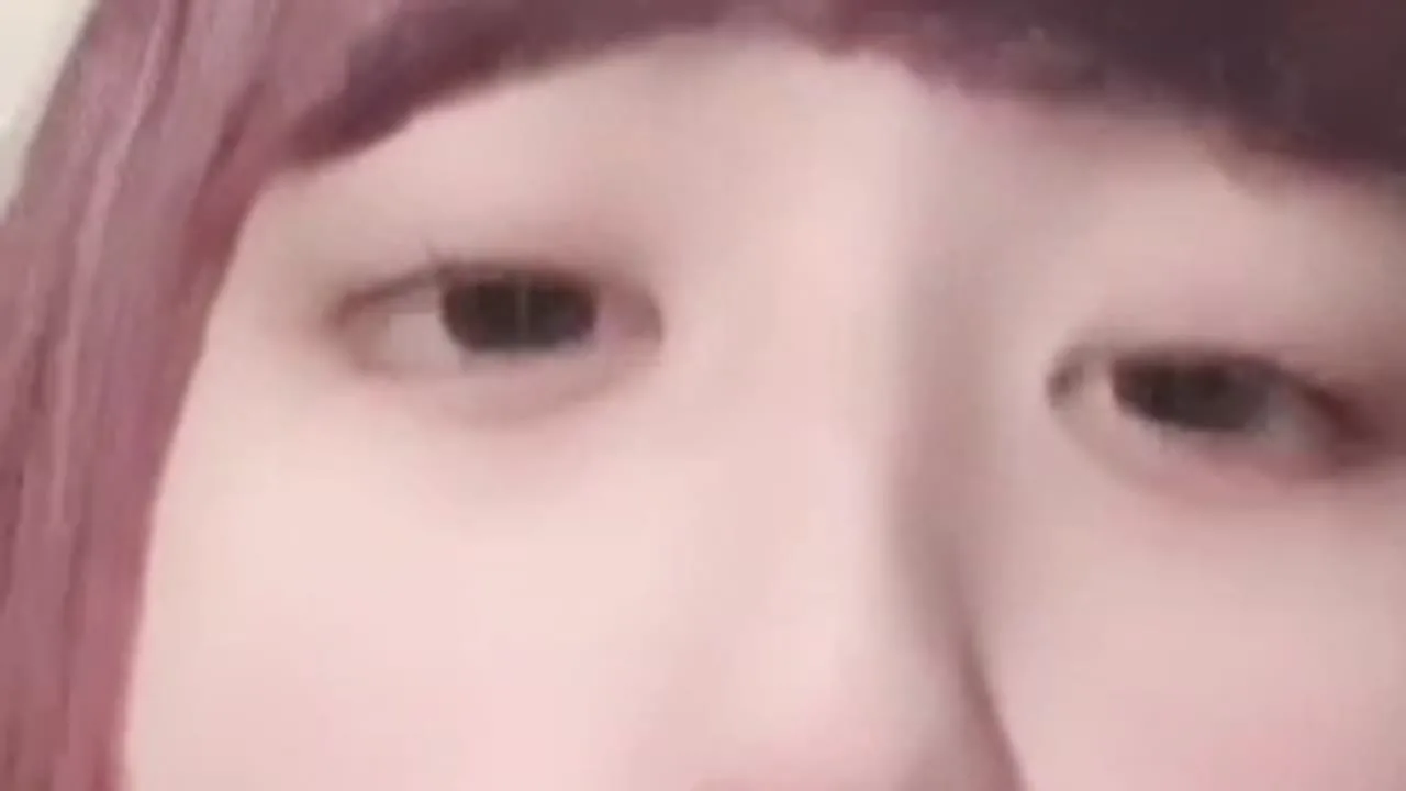 【顔晒し/大量ごっくん】綺麗な顔をとんでもなく歪ませたアへ顔フェラにごっくん！寒そうに立ちんぼをしていた今時ムスメを玩具にして遊んだ映像を公開する。 - FC2 Video - 212725