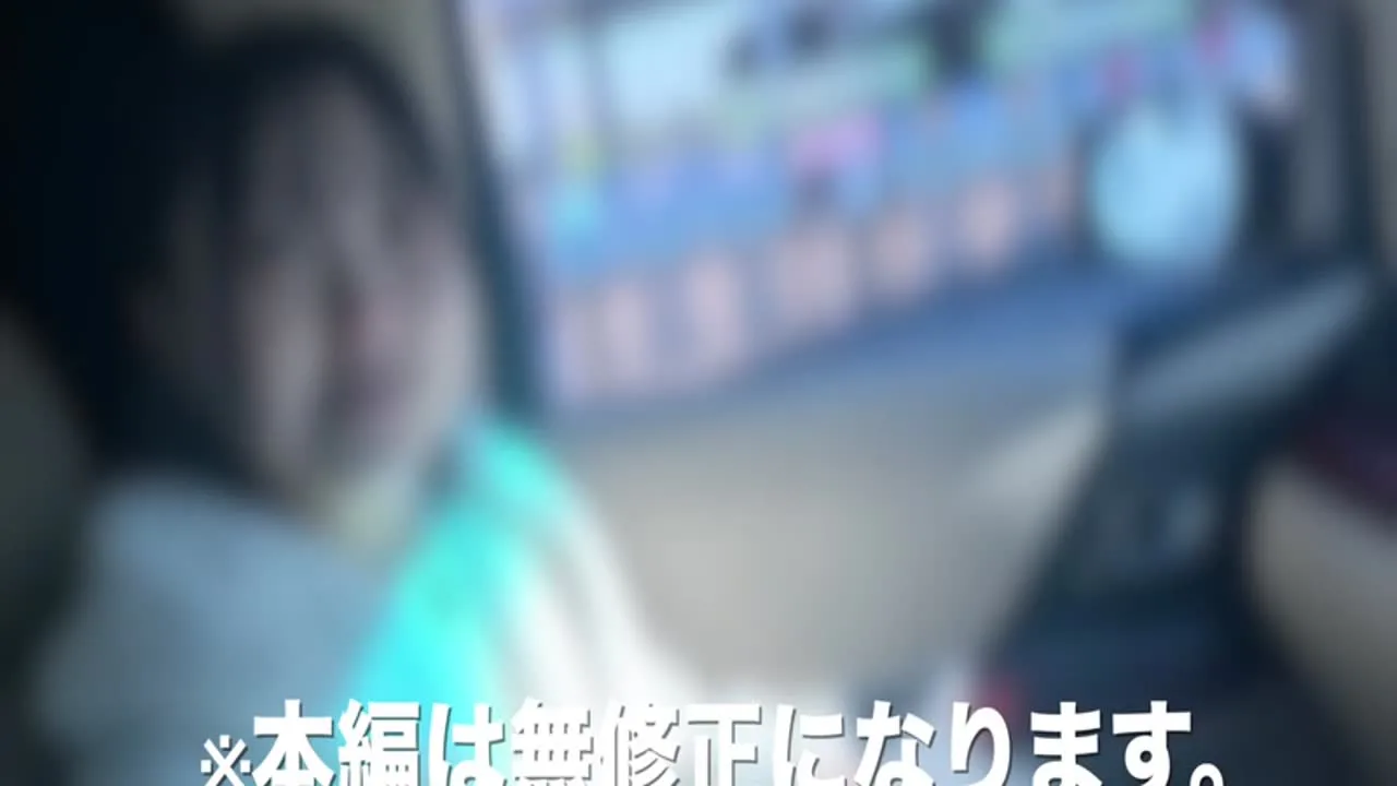 【無】【初撮り】【顔出し】 アイドル顔負け。今年1、奇跡の逸材。〜悪徳ヒッチハイク〜 - FC2 Video - 213256