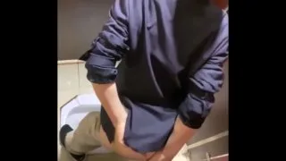 **廁所中的鳥洞 - FC2 Video - 213636