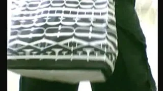 ★ギャル個室内完全包囲！1.2.3.4（119）個人撮影　素人撮影.mp4 - FC2 Video - 214102