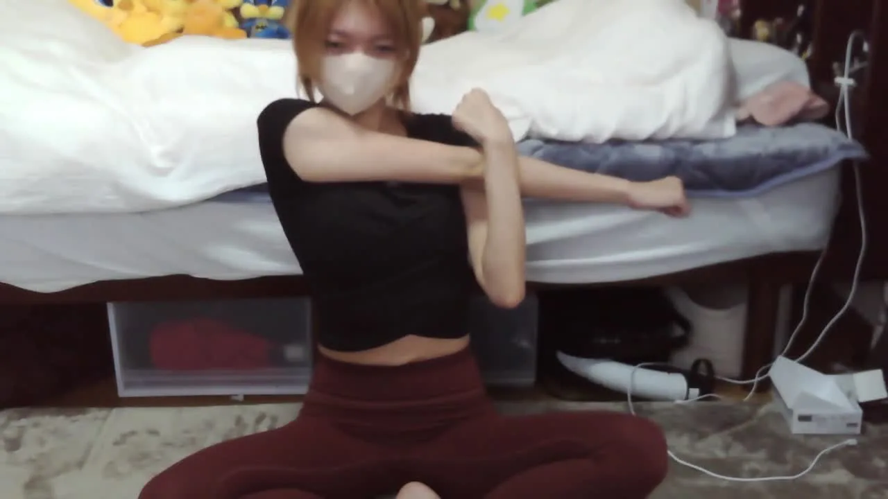 【妲己企画】リモバ配信　ヨガの邪魔して 2023/12/16 - FC2 Video - 214651