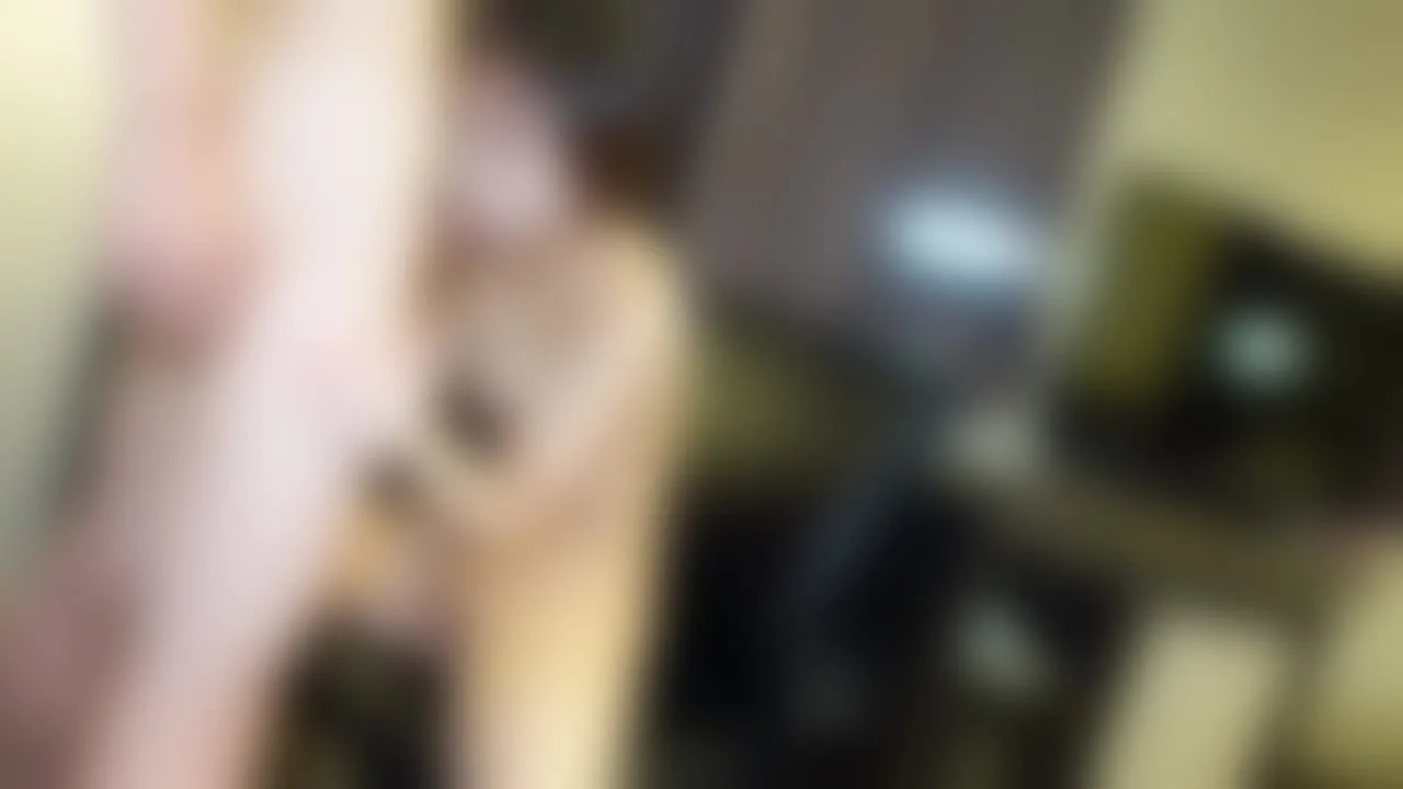 『完全顔出し』『無』ぶっちゃけエ○チな事好き？って聞いても、ちょっとだけ好き、、嫌いじゃない、、って - FC2 Video - 215101