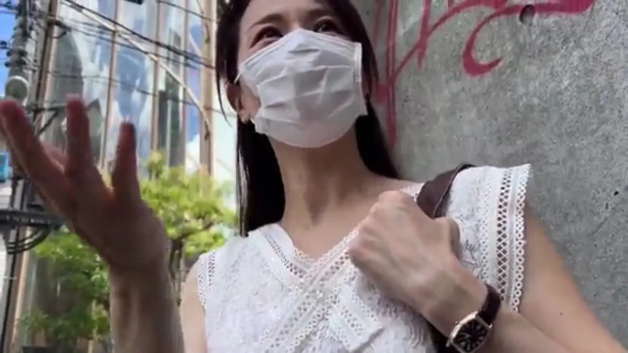 お茶●水女子大卒の元教師の奥様を高卒男２人がめちゃくちゃにイカせまくっているるという事実だけでオナニ - FC2 Video - 215303