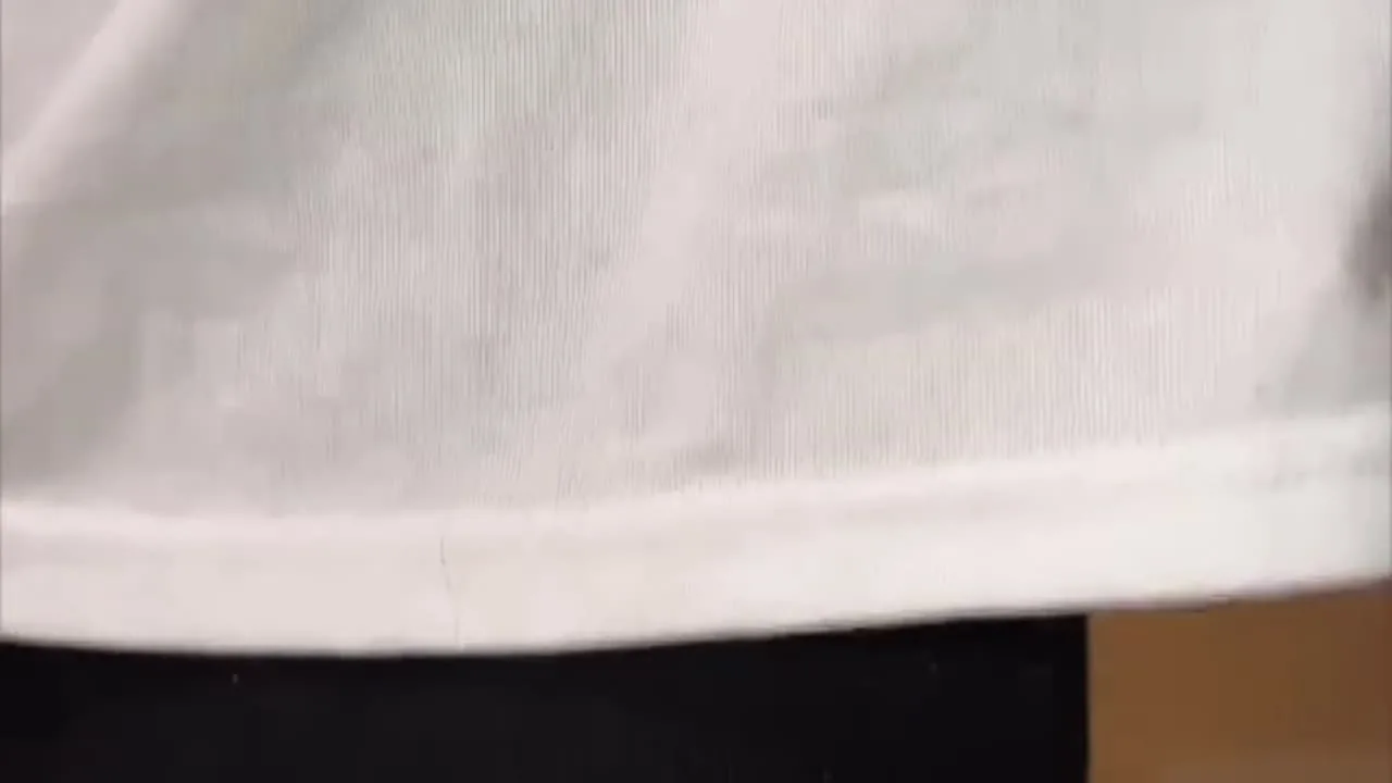 【視界を奪ってセクハラ】「ダンスサークルの帰りに来てくれた子」「夏バテ体質改善女子」 - FC2 Video - 215431