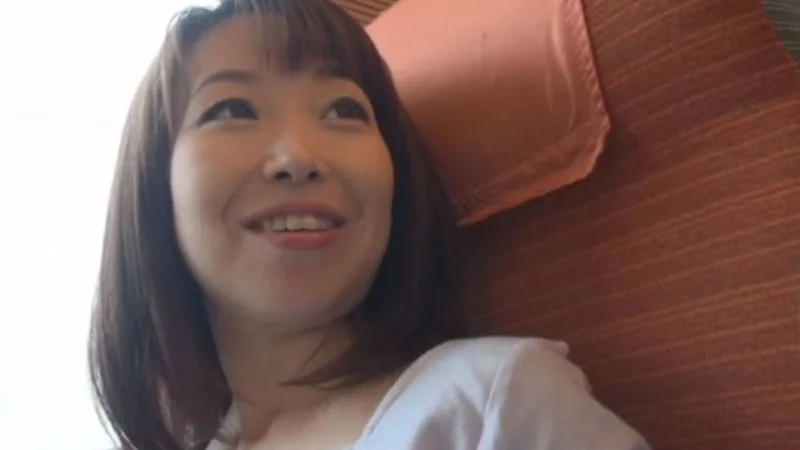 「あなた許して…」旦那以外の肉棒を受け入れてしまった人妻たち…　その７５　素人妻３名.mp4 - FC2 Video - 215573