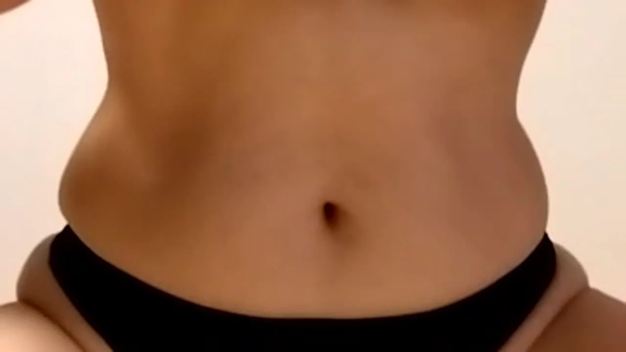 すみれです♪☺️あけましておめでとうございます♡今年も宜しくね?? - FC2 Video - 215927