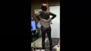 【再掲載】カメラの前で平気で着替える露出狂に調教された妻の淫乱真理子 ① - FC2 Video - 217973