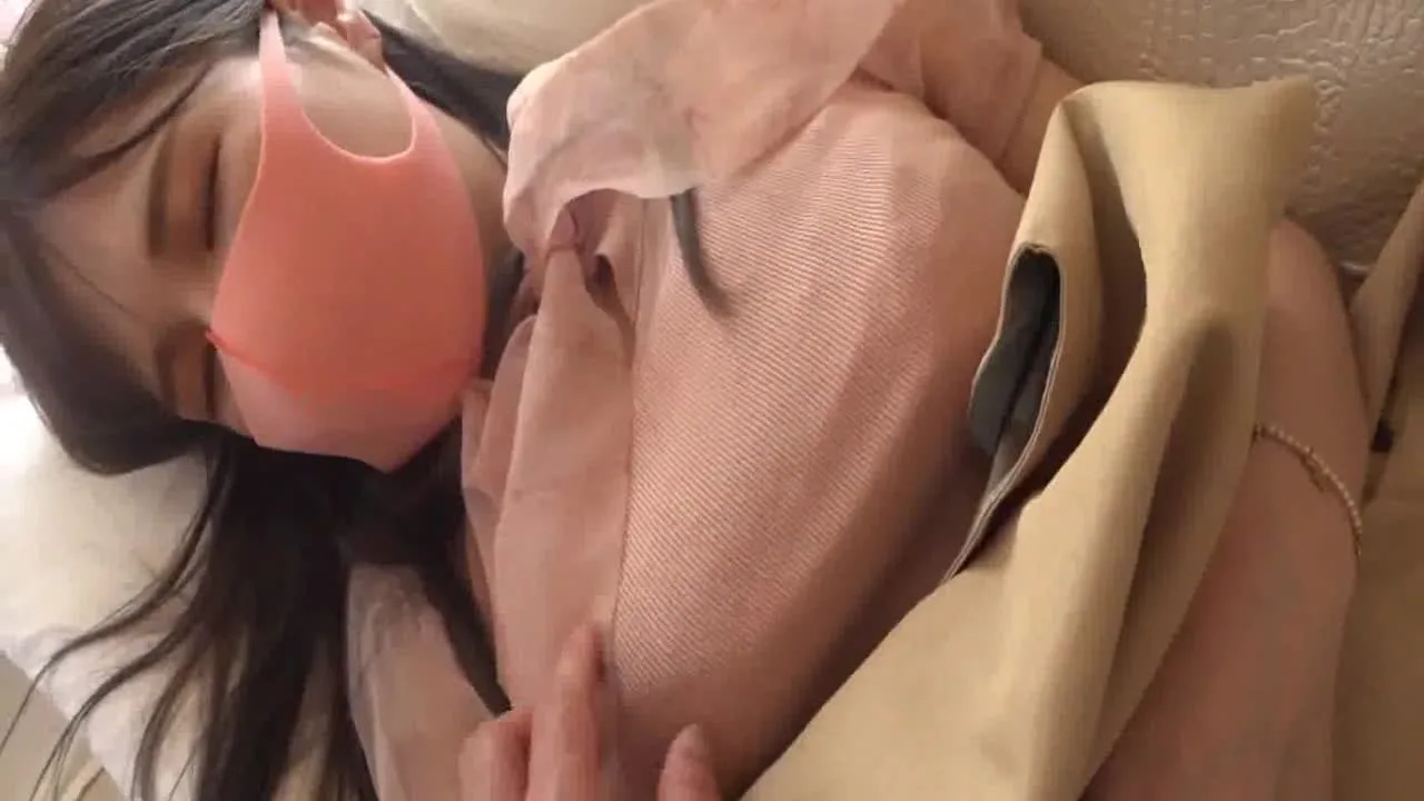 【激マブ】清楚でお綺麗な爆乳お姉さん♥ 生ハメでおっぱいを揺らして悶絶♥ - FC2 Video - 219239