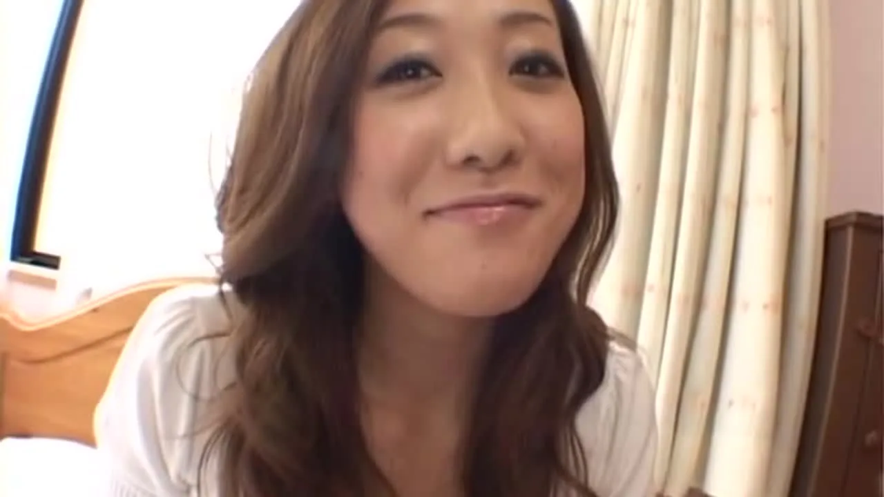 【人妻】意地悪な旦那にマンコを刺激されおもらししちゃう若妻 - FC2 Video - 220543