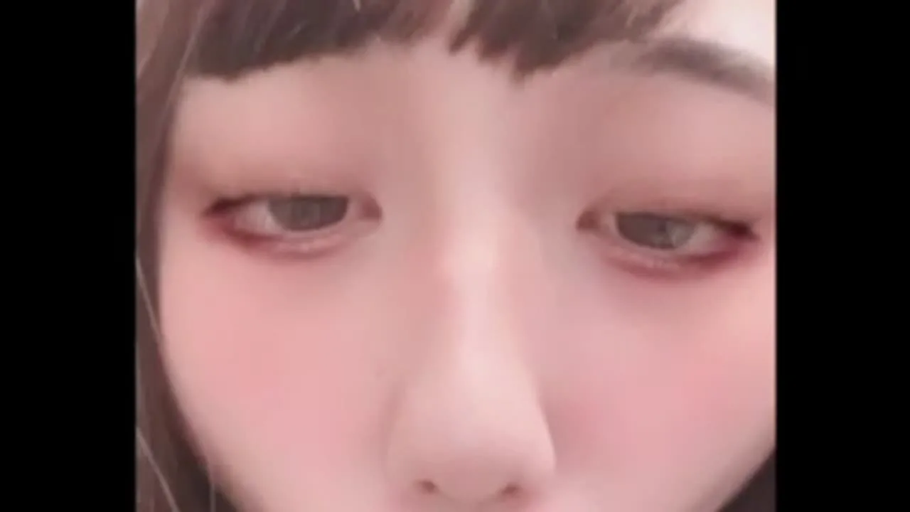 【顔晒し/アへ顔お掃除フェラ】清楚系なのにとんでもない才能を持った逸材！容姿端麗な今時ムスメを躾けた映像を公開する。 - FC2 Video - 221044