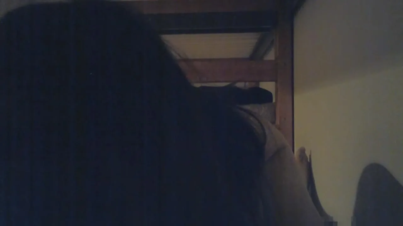 【藻無し特典】えちえち保育士 あやかちゃん24歳 「なんか出てる〜」と我慢汁に大喜び 色白Eカップを鬼ピストン 充実の3カメ83分> - FC2 Video - 221332