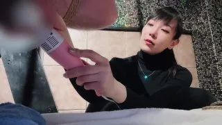 麻縄で吊って、宙に浮いたマゾに電マを - FC2 Video - 222059