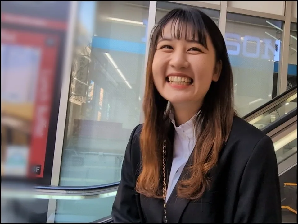 ゆあちゃん 22歳 vol.01 スーツOLをカラオケに誘ってそのあとホテルでエッチ！最後はフェラ抜き【sample】 - FC2 Video - 231993