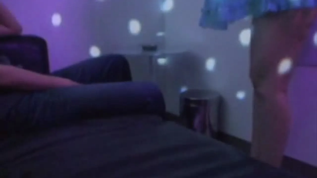 【人妻】本番がデキるとウワサで人気の人妻ピンサロ** 1 - FC2 Video - 232814