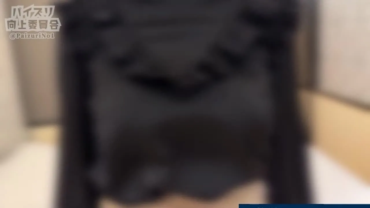 おっぱいが発育しすぎた神乳Kcup！グラドルデビューを控える18才が歴代トップレベルのズリテクで絞り - FC2 Video - 233039