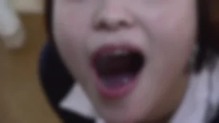 真っ白パンツを履いた大学生に見えないなぎさちゃん。4本のち〇ぽを根こそぎごっくんフェラ。※レビュー特典は4K高画質 - FC2 Video - 233319