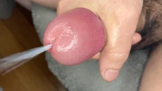 【高画質】赤く充血したデカ亀頭から精液大量放出 - FC2 Video - 234649