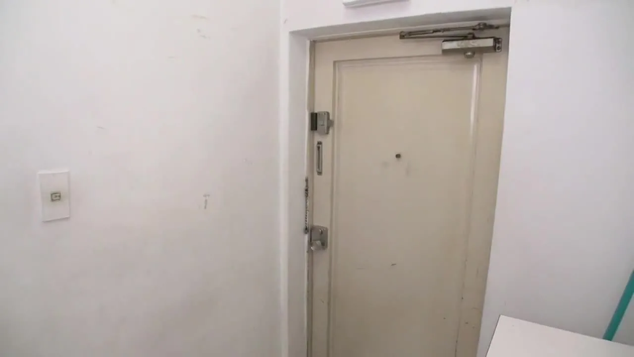 【人妻】家事代行サービスでやってきたオバサンの性処理素股オプション 2 - FC2 Video - 237187