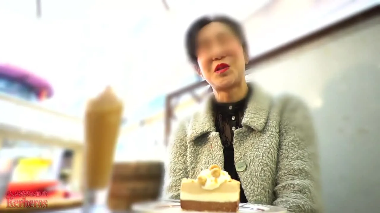 【無修正ｘ個人撮影】掲示板で旦那をディスる50代美熟女が初めての不倫！脱ぐとめちゃくちゃエロイ垂れた - FC2 Video - 237609