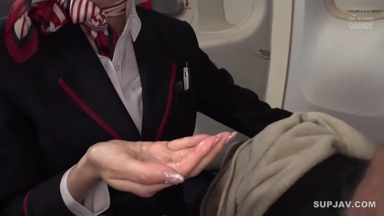 内緒でエグい接客をしてくれた美人CA。 - FC2 Video - 238604