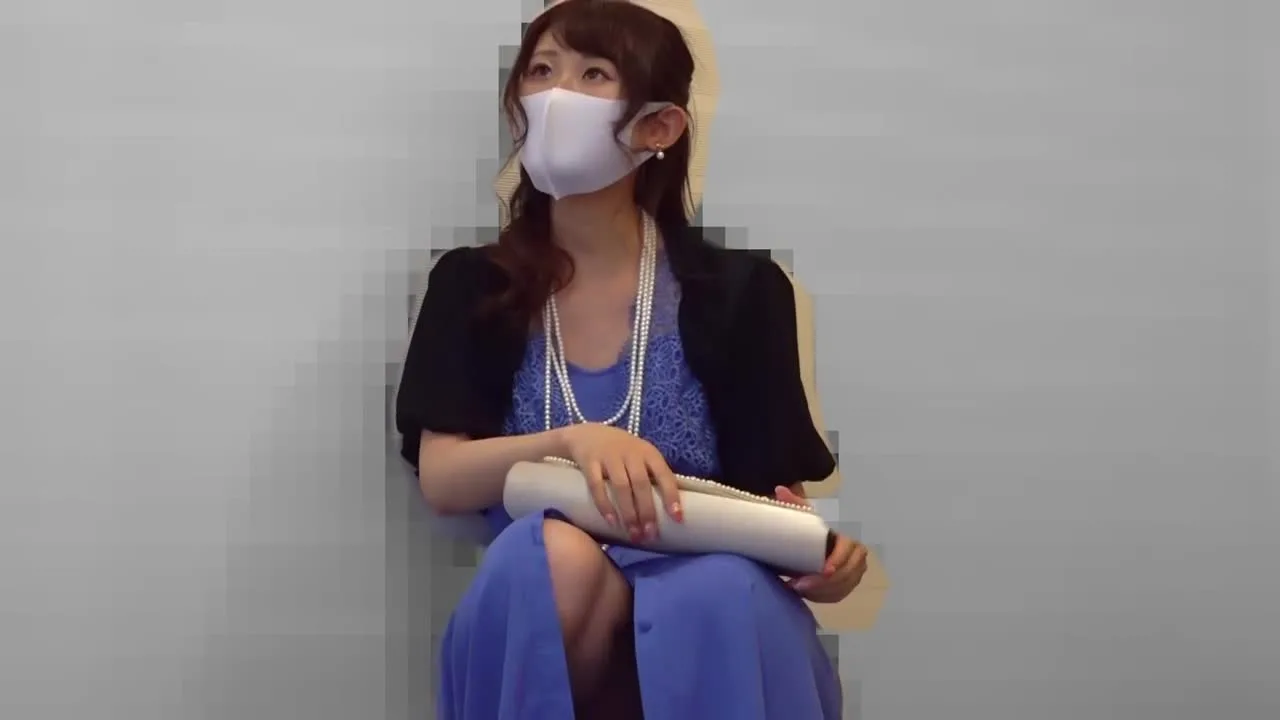 2名。結婚式のパンチラ胸チラvol.11.mp4 - FC2 Video - 245302