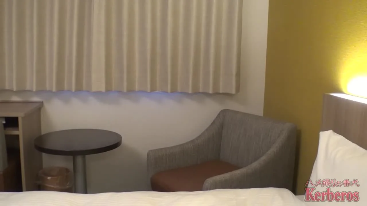 【人妻】パチンコ沼の人妻愛さん再び♪　前回ちょっとキツかったので、助っ人に - FC2 Video - 246426