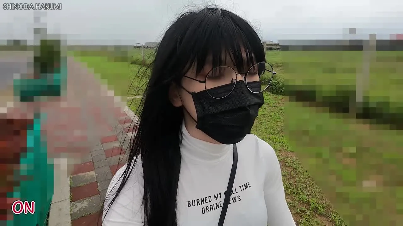 HA50アナルバイブを露出させて通行人に声をかけられる恥ずかしさ！ - FC2 Video - 246722