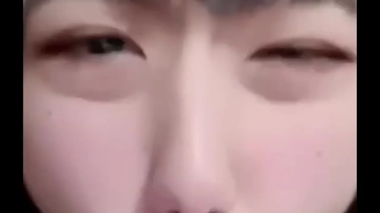 【喉奥開発/10連続イラマ】例の表情の無い言いなり美女の喉奥を中年男達のチンポをゴボゴボ喉を鳴らしながら受け止め濃厚ザーメン注入で徹底的に躾けた映像を公開する。 - FC2 Video - 249480