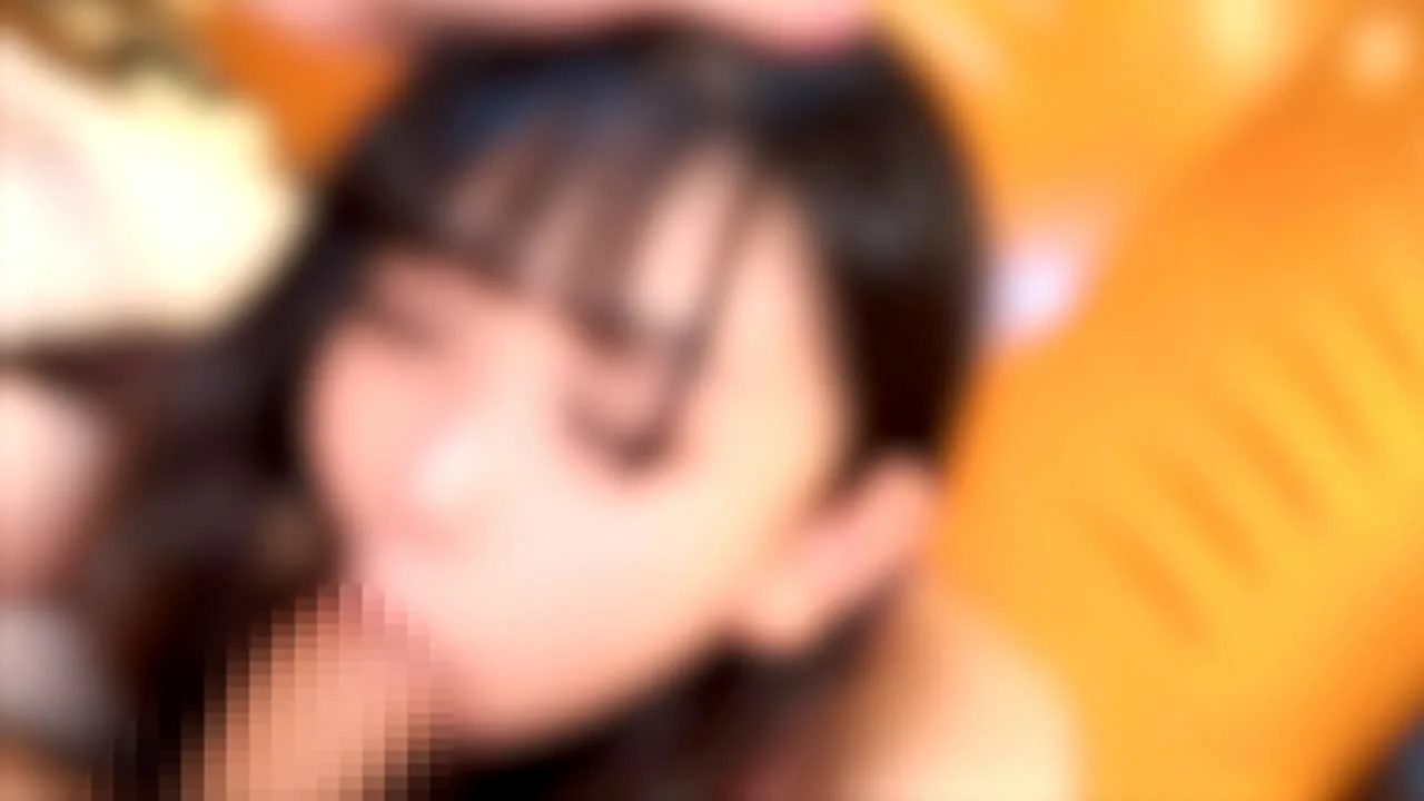 アイドルになるという夢を叶えるため、上京してチンポをしゃぶる女子大生！口内射精が東京での第一歩！ - FC2 Video - 249885