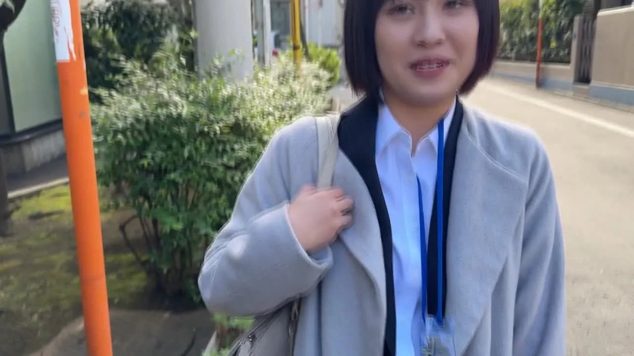 東北地方出身のおほこい不動産営業ショシを休日出勤させ住宅街リモハイ徘徊感度抜群マコてイキ潮噴射さ - FC2 Video - 252504