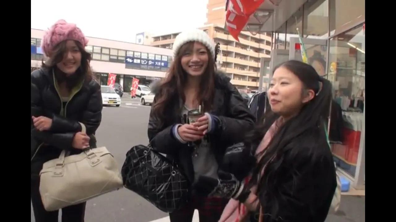 Part.2【無】仲良し3人組が、知らないオジサンたちと乱交して中出しされまくり。 - FC2 Video - 254398