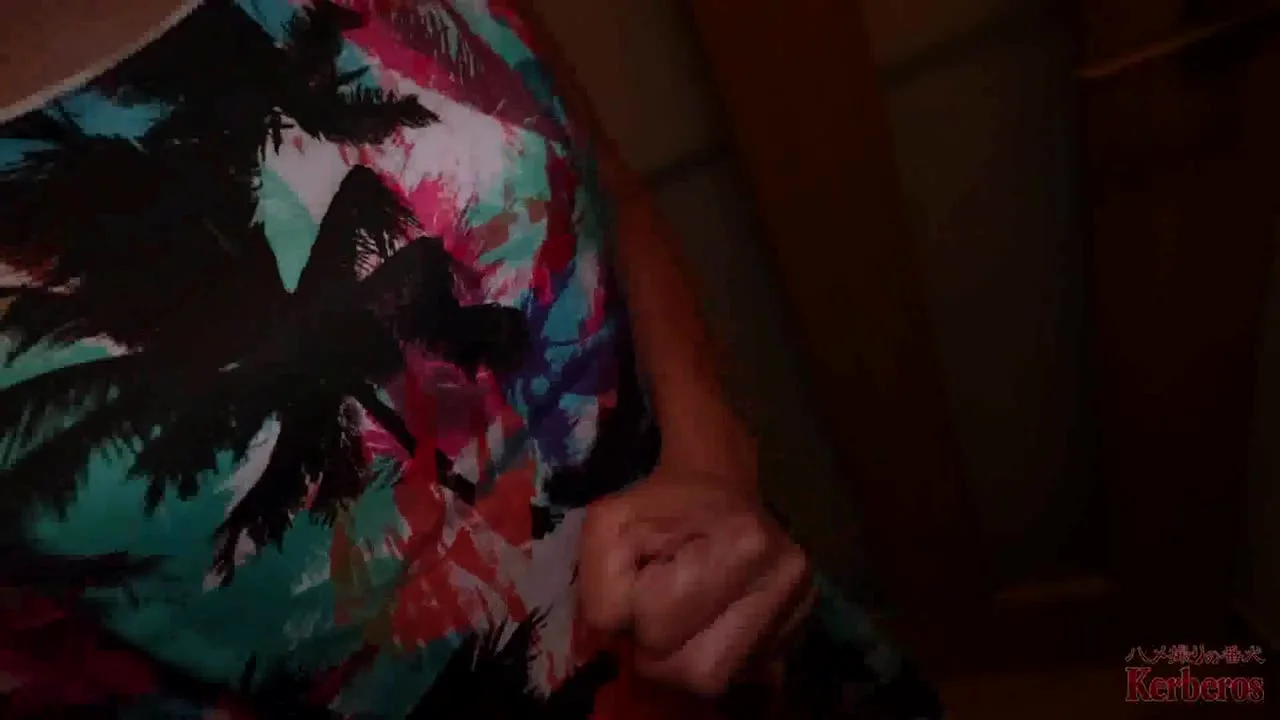 【人妻】自宅で息コが勉強してるにも関わらず、アポなしで押しかけてアラ還熟女にいきなり3P - FC2 Video - 257761