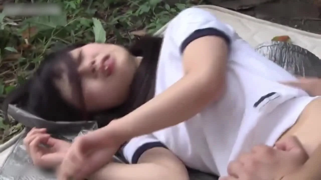 (無)　姪がマジモンのドMなので複数で取り囲み野外で**。。。 - FC2 Video - 259374