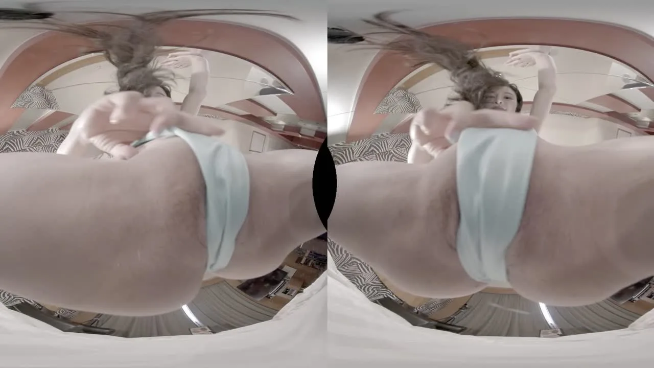 【180VR3D】開店10分600円　顔面騎乗屋さん43　美ボディ人気ママモデルこはるさん　綺麗なお姉さんに踏まれたり乗られたりするのは好きですか？ - FC2 Video - 260474