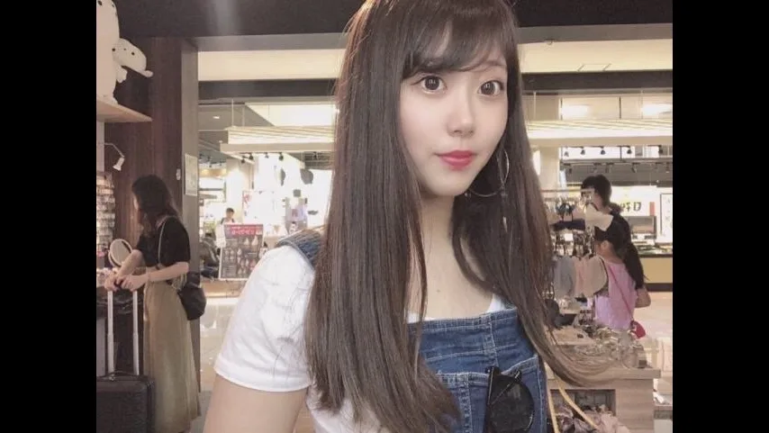 【無】大学でめちゃくちゃ人気の彼女ですが、実は彼氏とヤリまくっています。 - FC2 Video - 262442