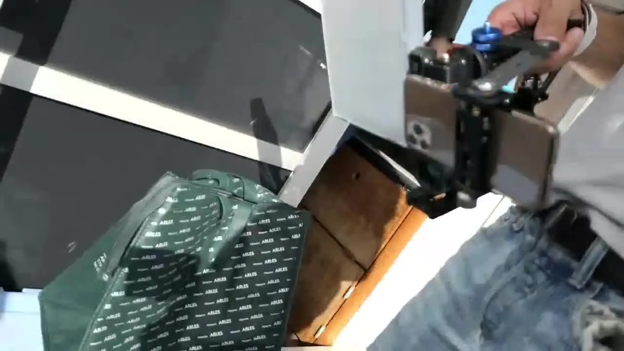 海上は治外法権　**女子大生が海の上でオマムコ大解放　カメコの前で公開オナニーショー - FC2 Video - 262972