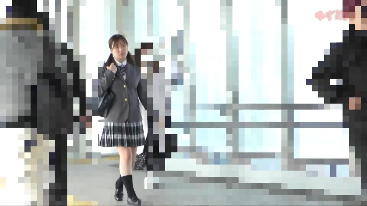 《国宝爆乳》【電車チ○ン】★すっぴんツインテ無垢美○女の衝撃のHカップ国宝乳★自ら股を開いて涙目即ハ - FC2 Video - 263394