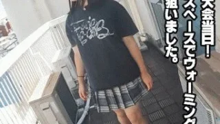 ダンス部！生パンモロ出し！【大会会場でウォームアップ！裾から胸チラも！】 - FC2 Video - 263420