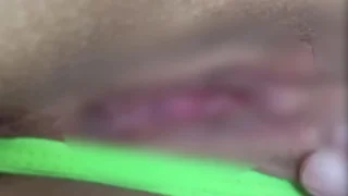 嫁ちゃんがエロマイクロビキニを着て大興奮の激ひく♥ - FC2 Video - 263582